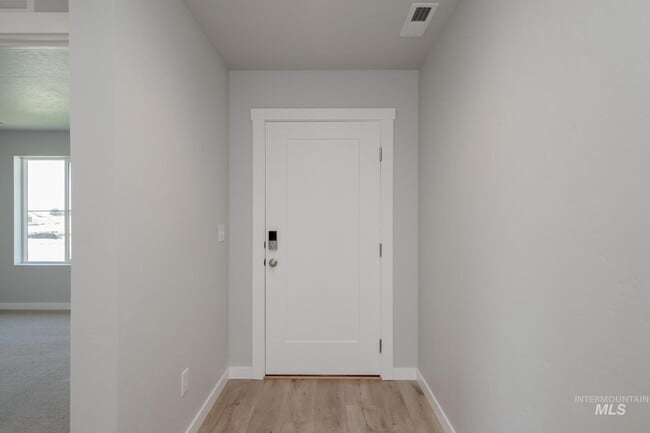 312 N Meadowsweet Ave, Kuna, ID 83634 - photo 2