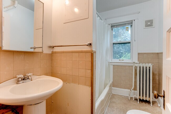 1651 Minnehaha Ave W, Saint Paul, MN 55104 - photo 6