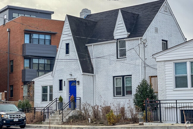 Blue door Metta Montessori School