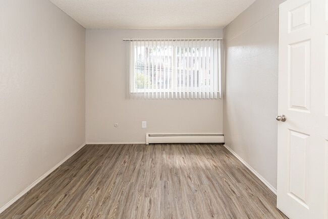 Pine Crest, Colorado Springs, CO 80909 - photo 7