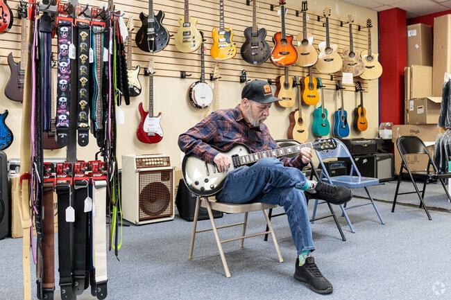 Instrument rental or lessons, JPozz Music has it all in Sunderland.