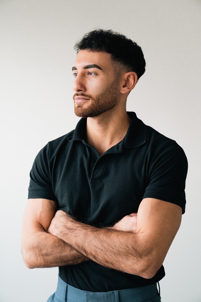 Agent Photo
