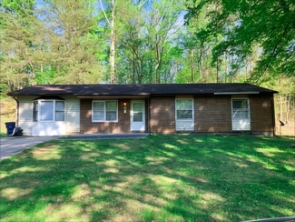 5133 Butterfield Dr, Winston-Salem, NC 27105
