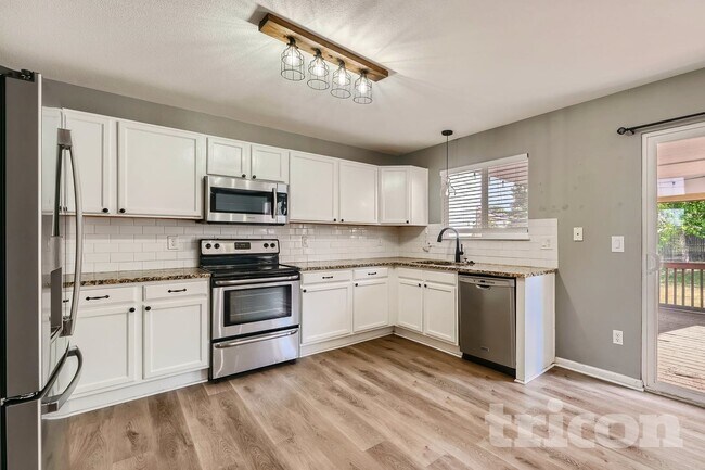 20204 E Progress Place, Centennial, CO 80015 - photo 6