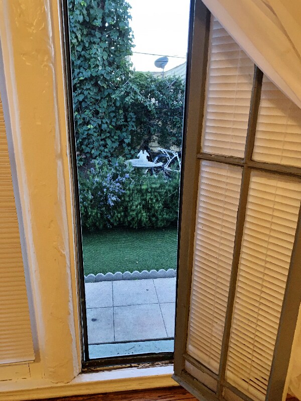 806 4 5-805 N Poinsettia Place unit 4, Los Angeles, CA 90046 - photo 7