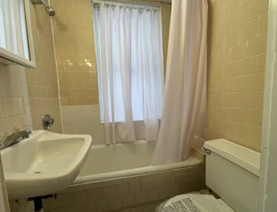 *Pictures are representative samples of the advertised unit. In some cases, the actual units you tou