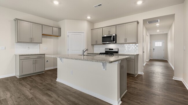 213 Honeydew Dr, Angier, NC 27501 - photo 5