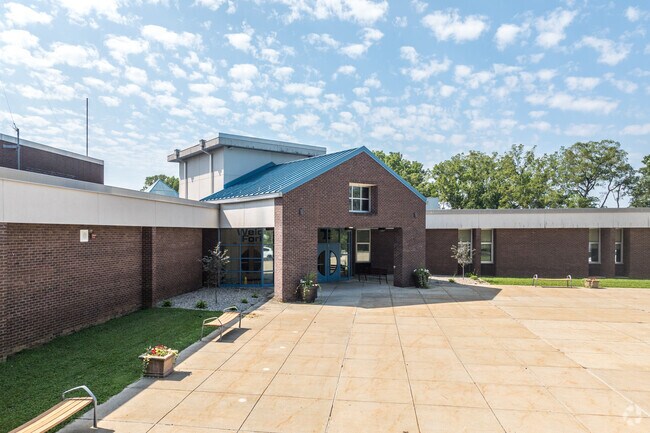 Fort Zeller Elementary School is a public school located in Richland, PA.