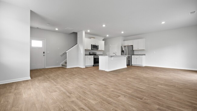 716 Long Bluff Rd, Summerville, SC 29486 - photo 4