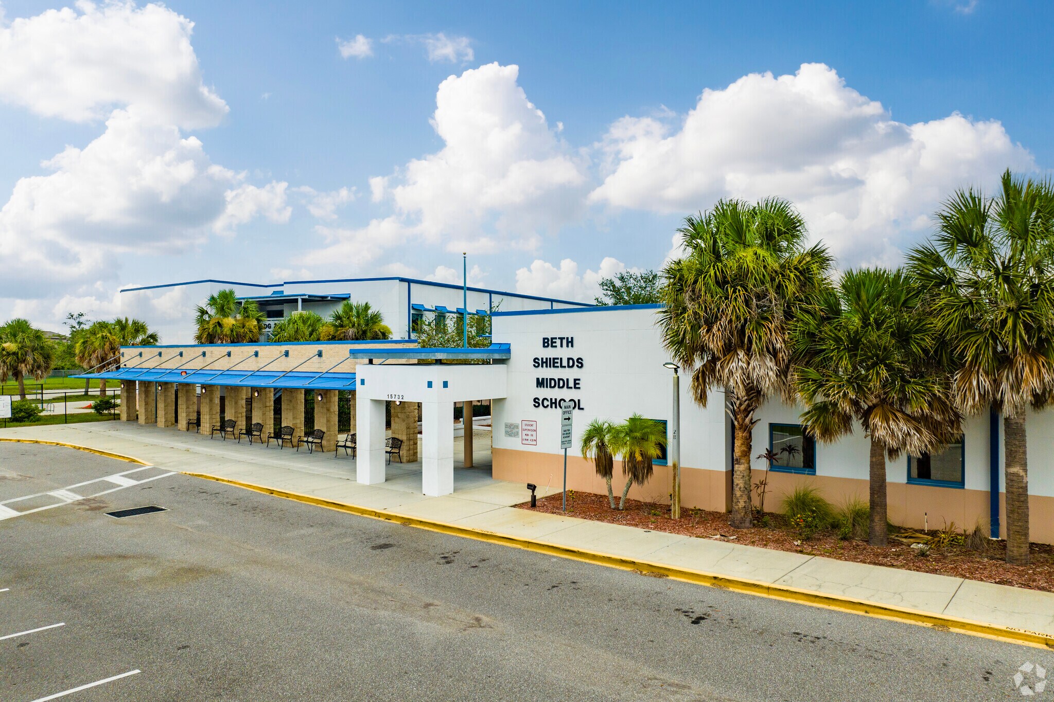 Shields Middle creates life-long learners and leaders from the Ruskin and Wimauma areas.