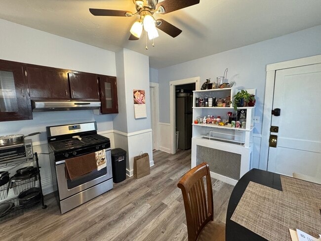 26 Olcott St unit 1, Watertown, MA 02472 - photo 7