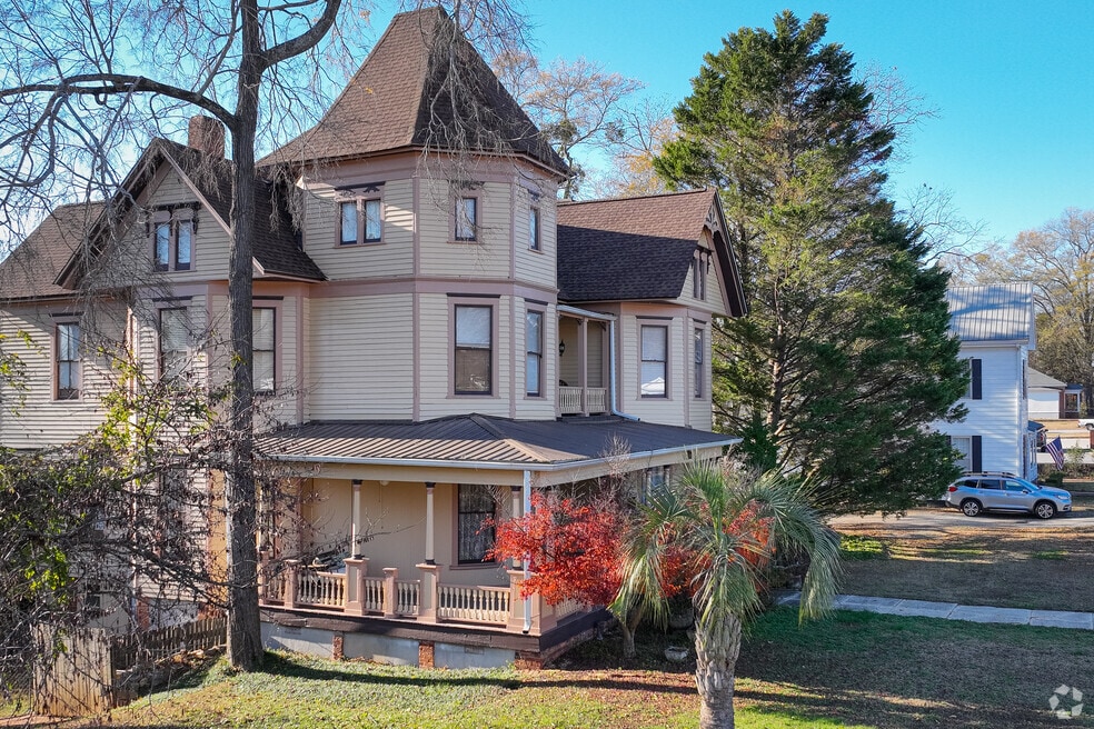 Commerce Township Downtown