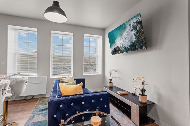 1800 W Bethune St unit ID1228665P, Detroit, MI 48206 - photo 2