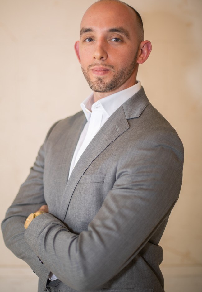 Agent Photo