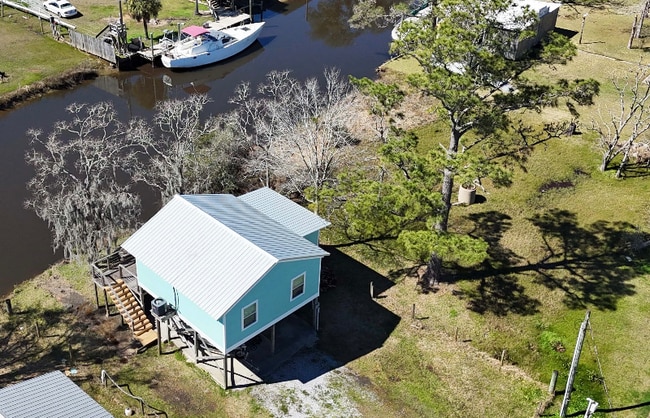 4099 Shark St, Bay Saint Louis, MS 39520 - photo 2
