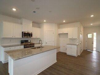 1004 Overbrook Place, Wingate, NC 28174