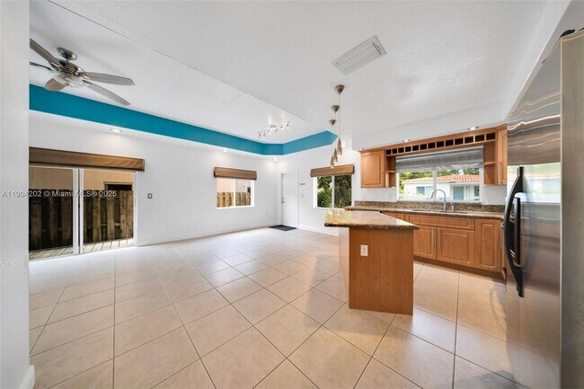 2814 SW 27th St unit 1, Miami, FL 33133 - photo 6