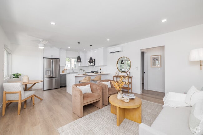 Pacific Apartment Homes @ 1620 E Maple, El Segundo, CA 90245 - photo 5