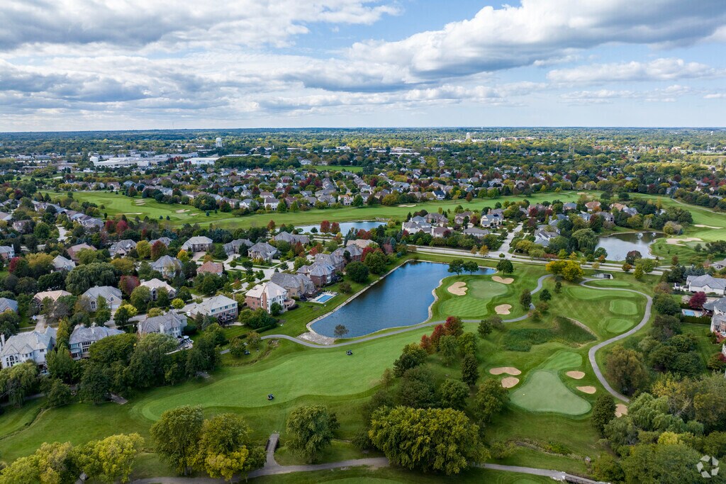 2059 Laurel Valley Dr, Vernon Hills, IL 60061 MLS MRD12022368