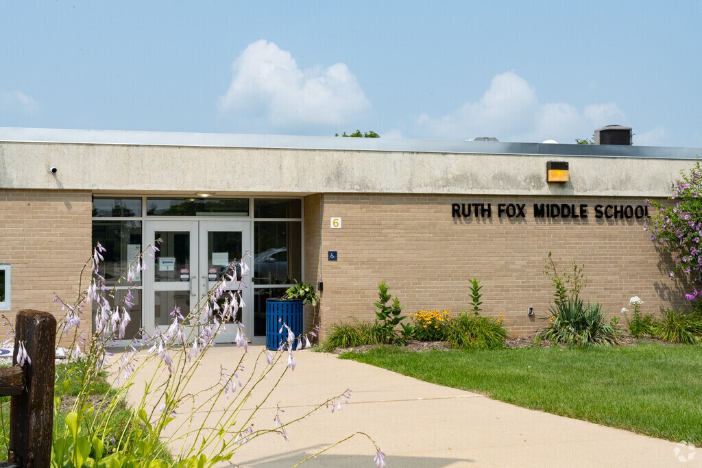 Ruth Fox Middle School front entrance in Lapeer County.