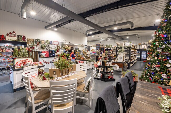True Taste of Country, located just outside Williamsburg, offers a wide selection of gifts.