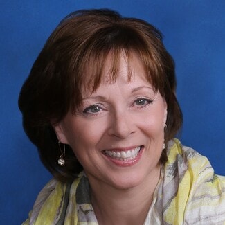 CAROLYN ROAN