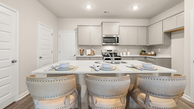 340 Sound Cir, Stockbridge, GA 30281 - photo 5