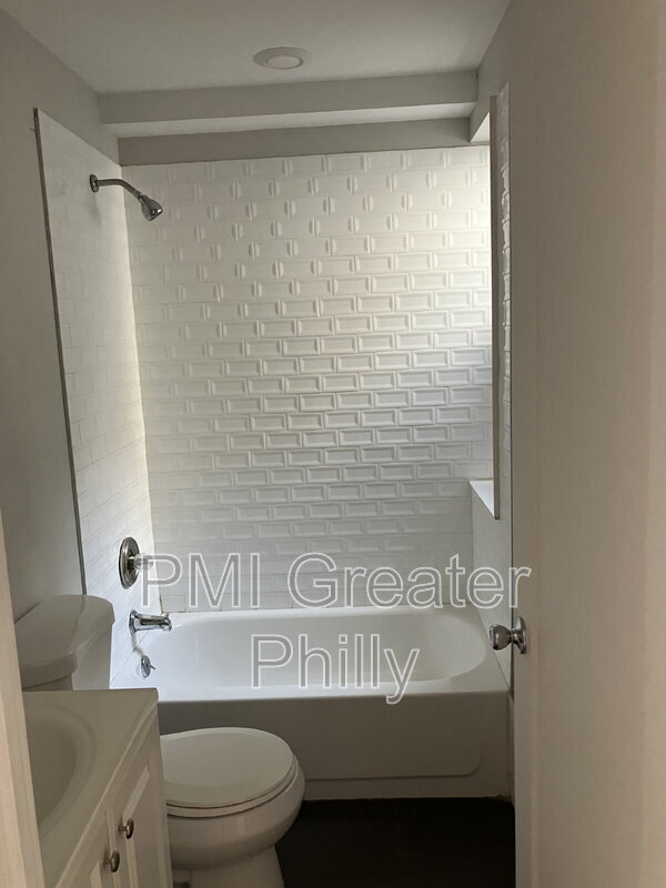 332 N 62nd St unit 2, Philadelphia, PA 19139 - photo 5