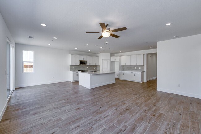 2858 Corteza Dr, Fresno, CA 93730 - photo 4