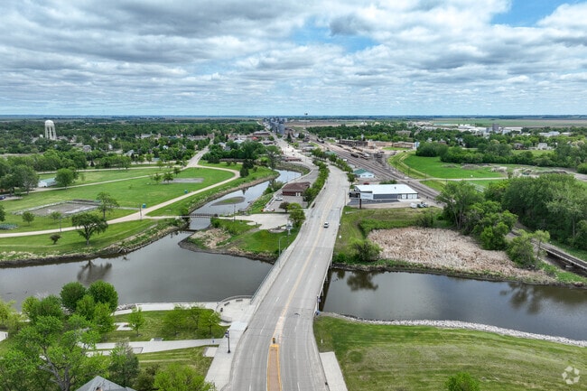 Although in separate states, locals consider Wahpeton and Breckenridge one city.