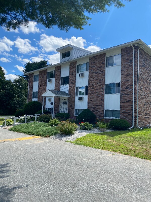 5 Turnpike Rd Unit 336, Townsend, MA 01469