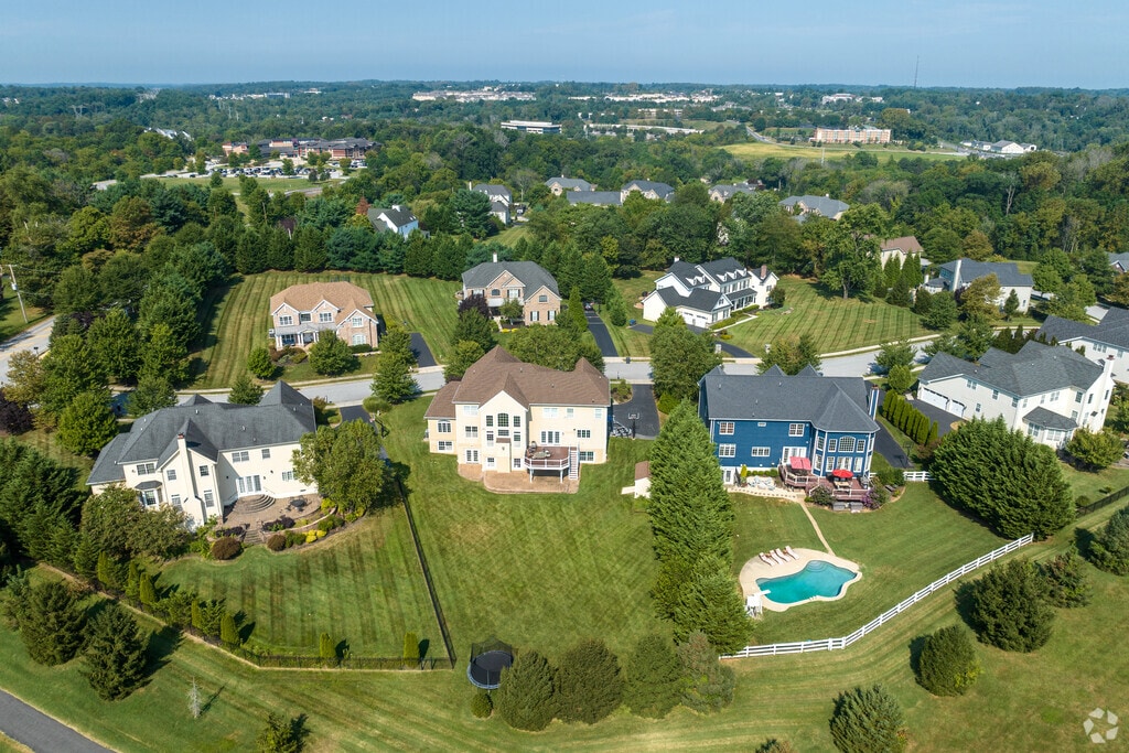Many homes in Garnet Valley feature swimming pools on carefully manicured lots.