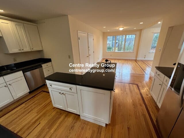 184 Austin St unit 2, West Newton, MA 02465 - photo 4