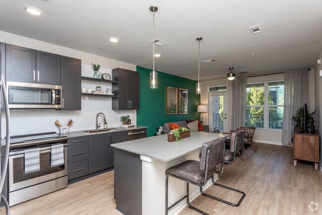 Live 8 West, Atlanta, GA 30318 - photo 3