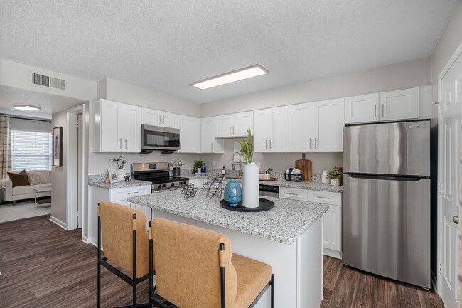 Blakely, Hattiesburg, MS 39401 - photo 3