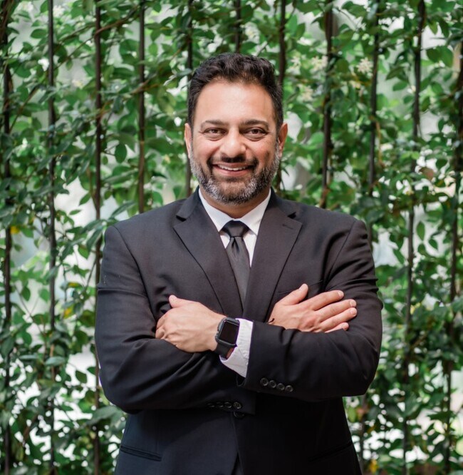 Agent Photo
