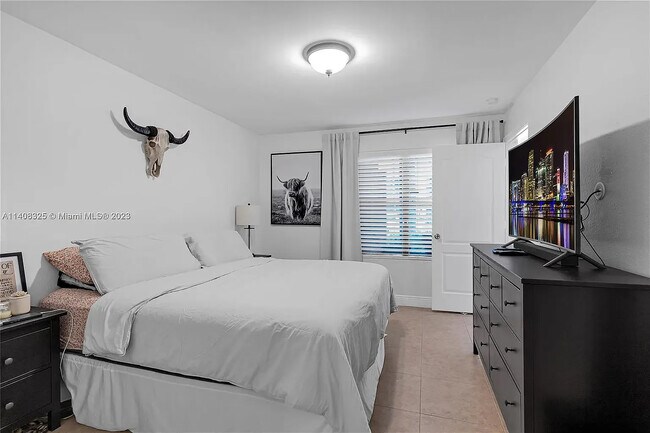 10441 SW 156th Ct unit 411, Miami, FL 33196 - photo 4