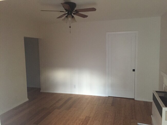 1132 N Mariposa Ave, Los Angeles, CA 90029 - photo 4