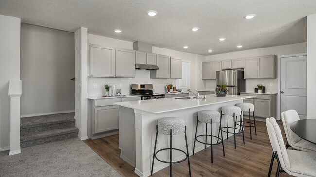 87 E Burdock Loop unit 36040359, Hayden, ID 83835 - photo 4