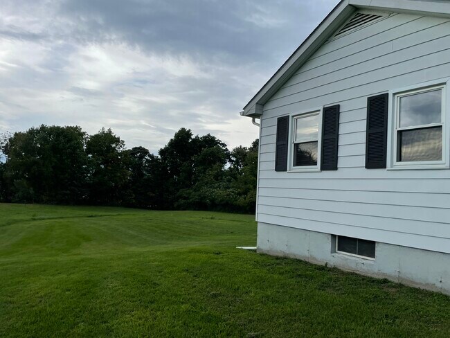 60 Bloomingrove Dr, Troy, NY 12180 - photo 5