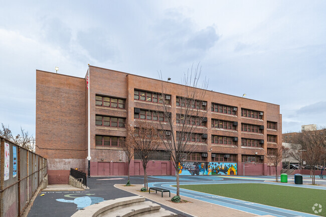 South Bronx Classical Charter School has a large student body.