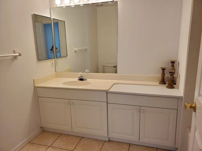 4202 Central Sarasota Pkwy unit 1211, Sarasota, FL 34238 - photo 7