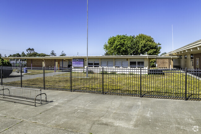 Pine Hill Elementary offers exceptional educational options.