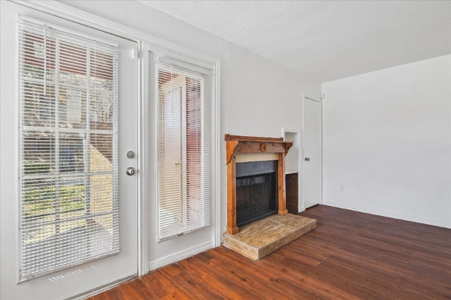 9821 Walnut St, Dallas, TX 75243 - photo 3