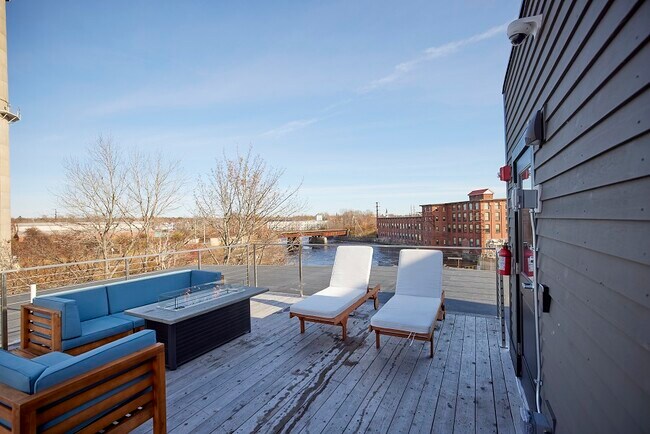 Rooftop deck with fireplace
