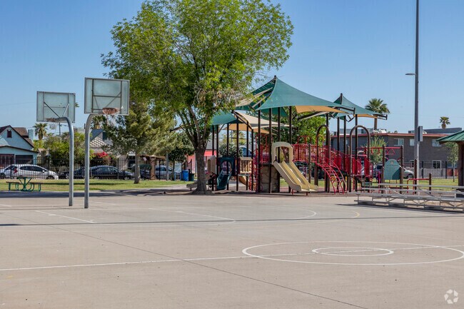 Phoenix’s Verde Park is located just east of Downtown Phoenix, and offers basketball courts, playgrounds, and more.