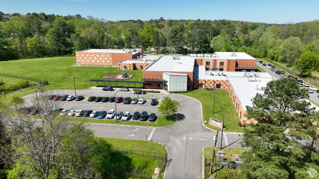 Briadlewood Alabama's Huffman Academy16% of Students Scored above the Proficient Level for Math,