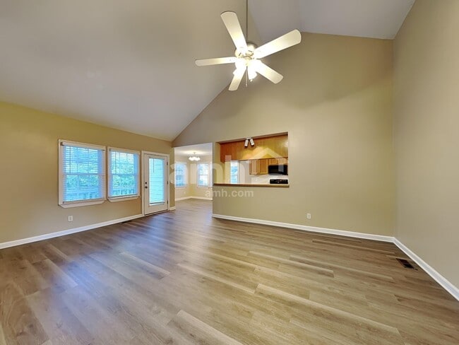1009 Bren Village Ct, Fuquay Varina, NC 27526 - photo 4