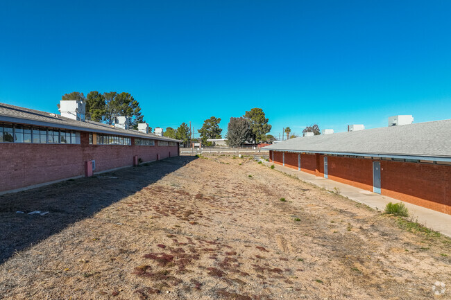 First Avenue Elementary in San Manuel cultivates curiosity and confidence in each child.
