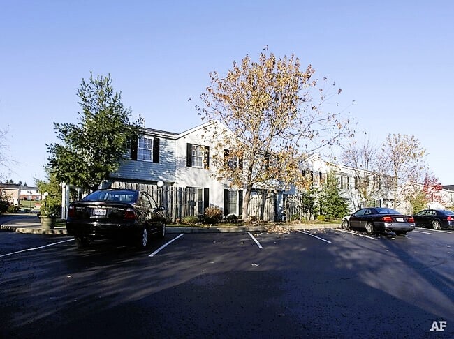 400 Waterside Ave NW unit 1, Canal Fulton, OH 44614 - photo 4